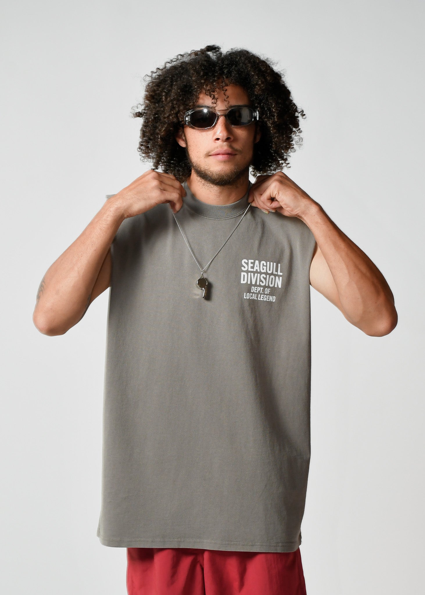 CURRICULUM - SLEEVELESS TEE - SEAGULL DIVISION