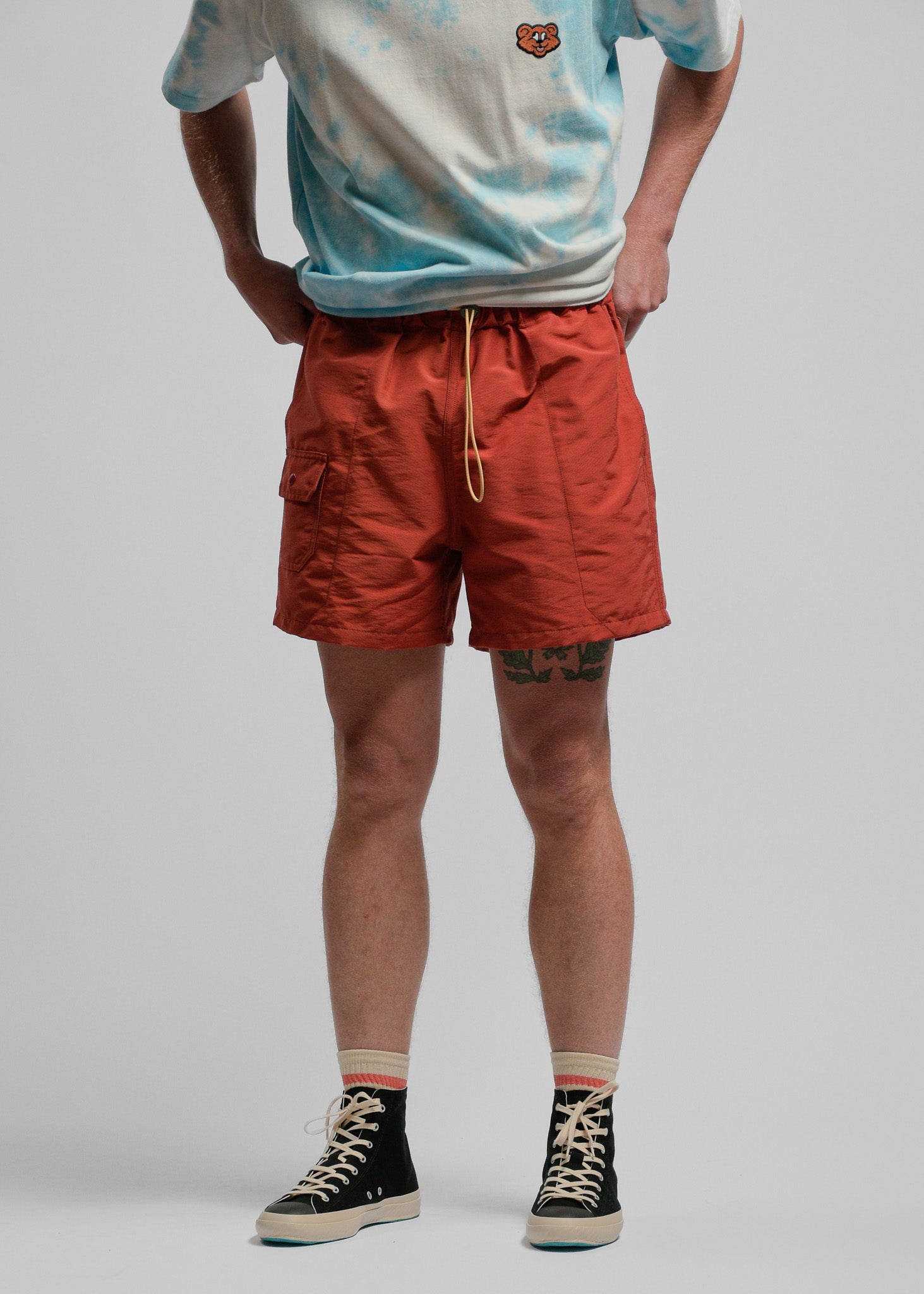 HOWLIN - DOPPLER EFFECT SHORTS - REDDISH