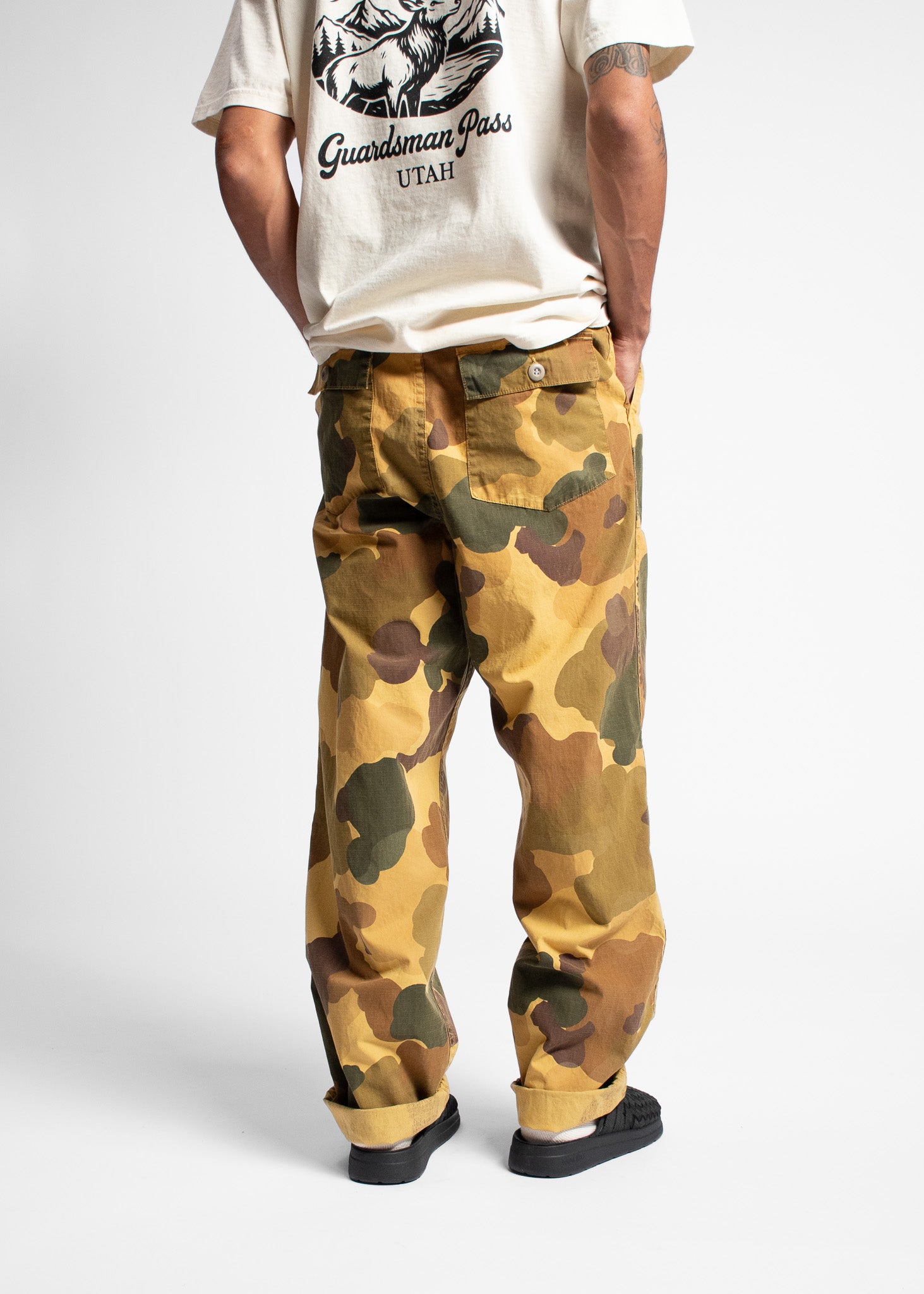IMOGENE + WILLIE - OLIVER MILITARY TROUSER - PAINTED CAMO