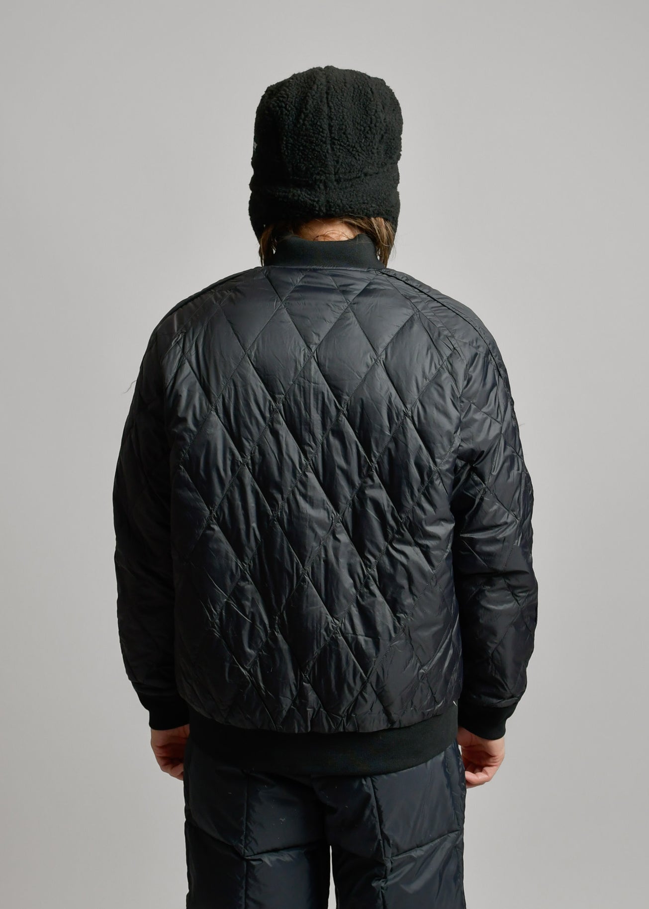 TAION - SKAJAN REVERSIBLE DOWN JACKET - BLACK - JK04JS